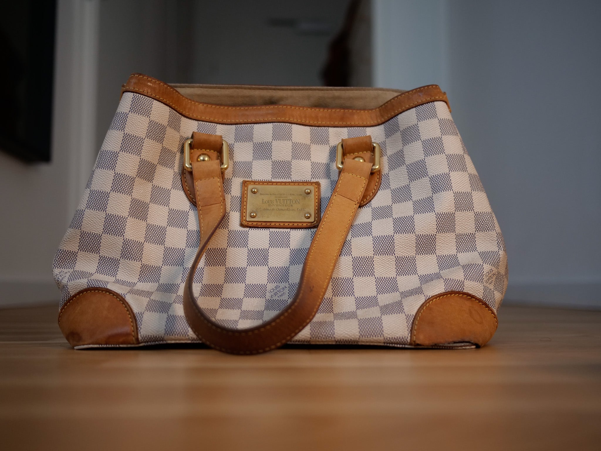 LOUIS VUITTON Damier Azur Hampstead PM Tote Bag