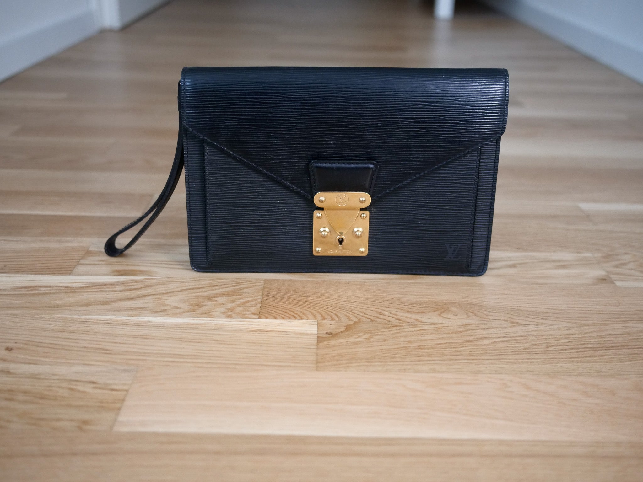 Louis Vuitton Vintage Epi Leather Clutch